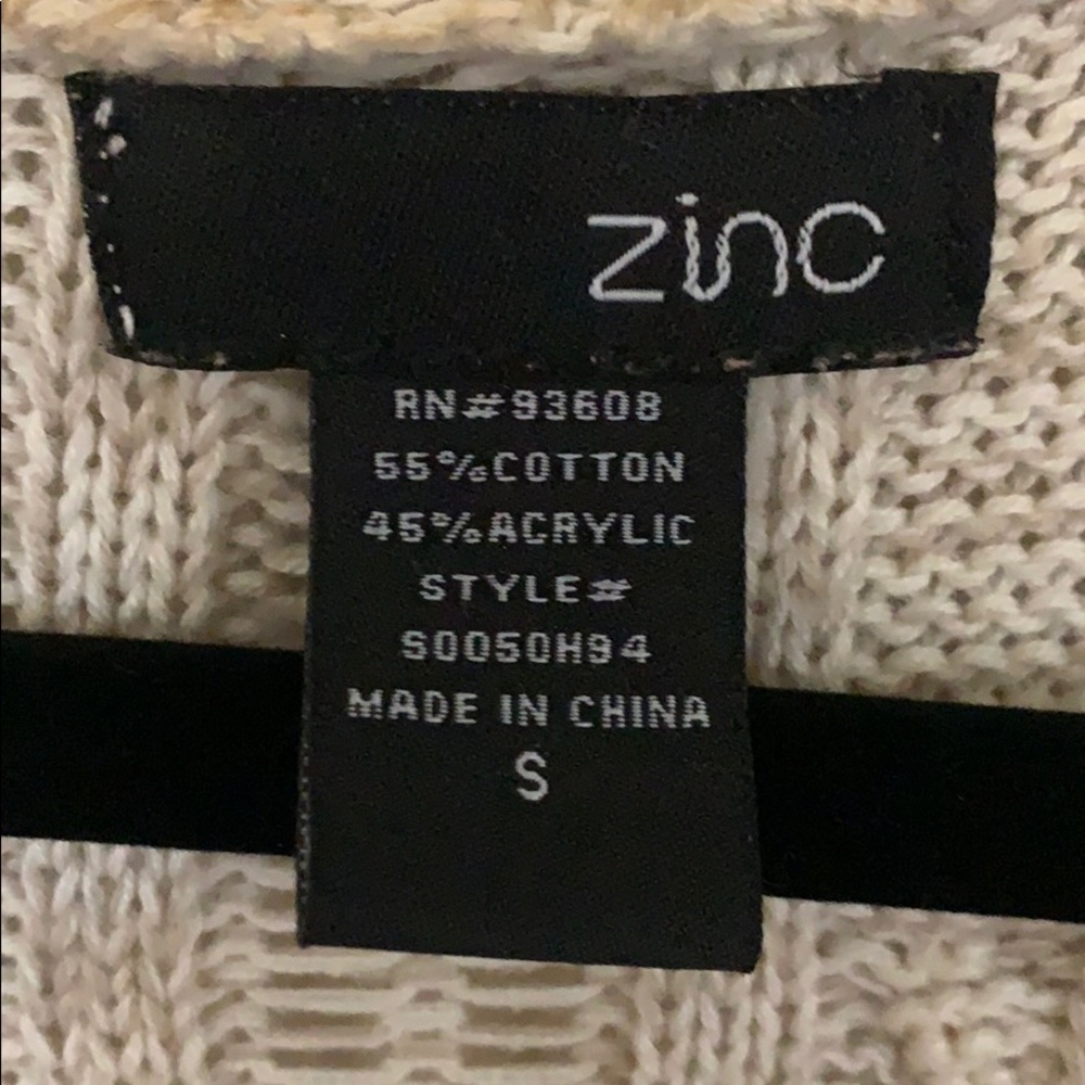Cable-knit Cardigan - Picture 4 of 4